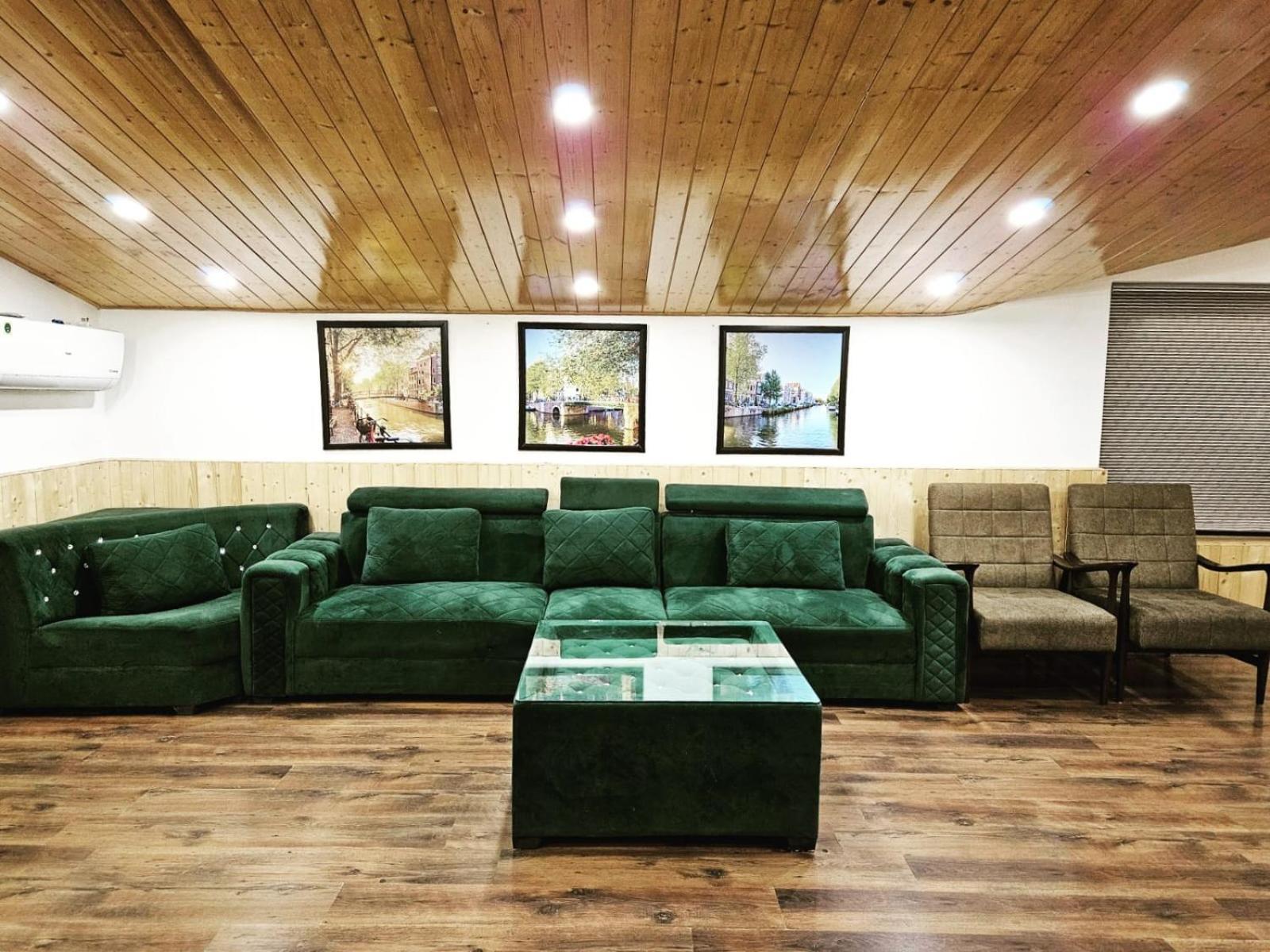 Weekend Vibes Bed & Breakfast Kasauli Luaran gambar